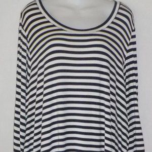 Lane Bryant top sz 3X 22W 24W navy white stripe